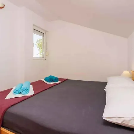 Appartement In 39041