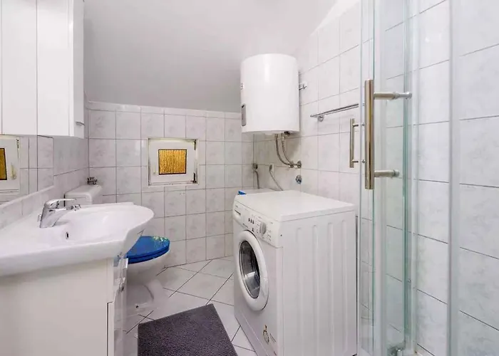 Apartment In 39041